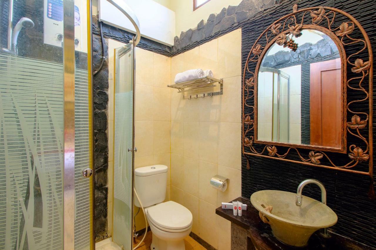 Oyo 1195 The Doctor'S Guest House Syariah Kejayan Luaran gambar