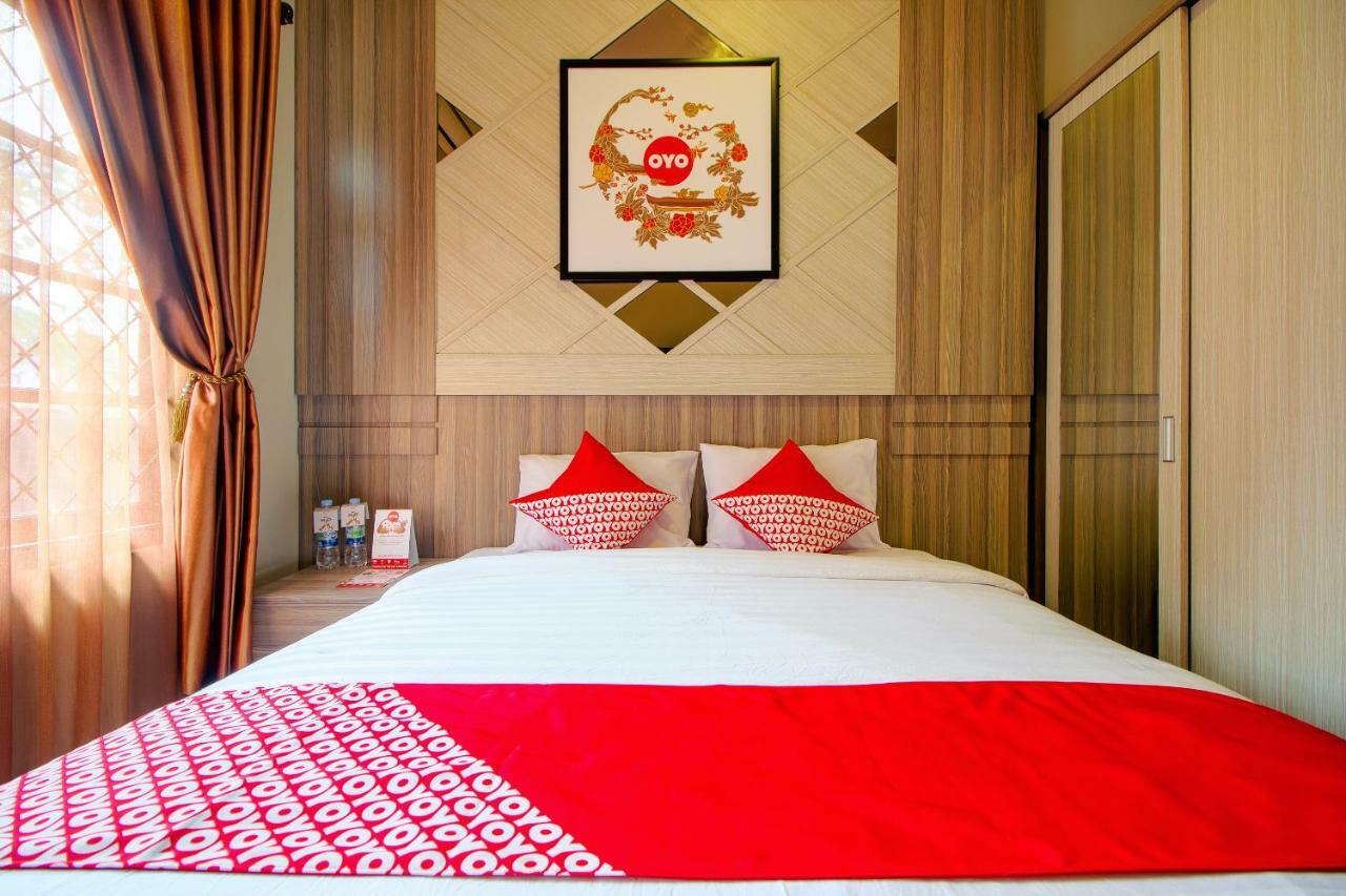 Oyo 1195 The Doctor'S Guest House Syariah Kejayan Luaran gambar