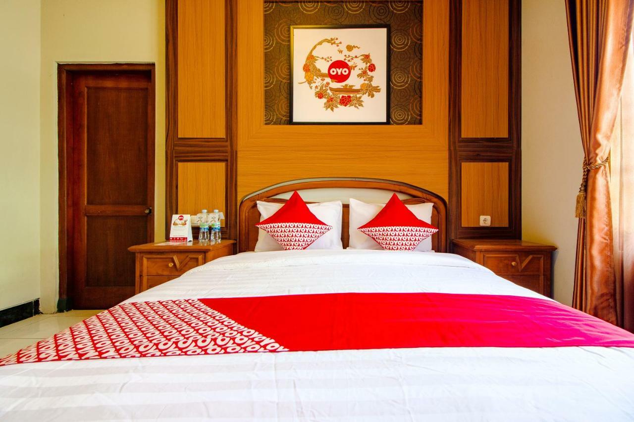 Oyo 1195 The Doctor'S Guest House Syariah Kejayan Luaran gambar