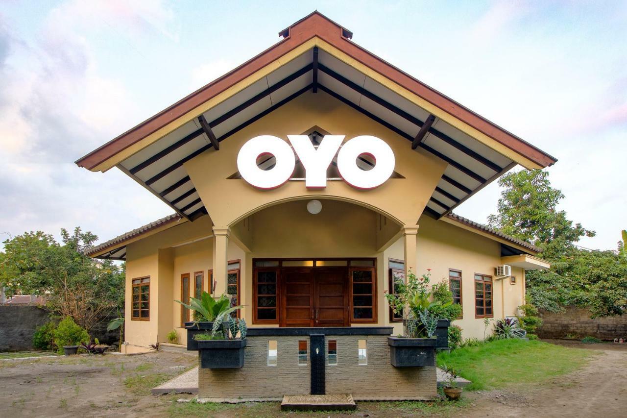 Oyo 1195 The Doctor'S Guest House Syariah Kejayan Luaran gambar